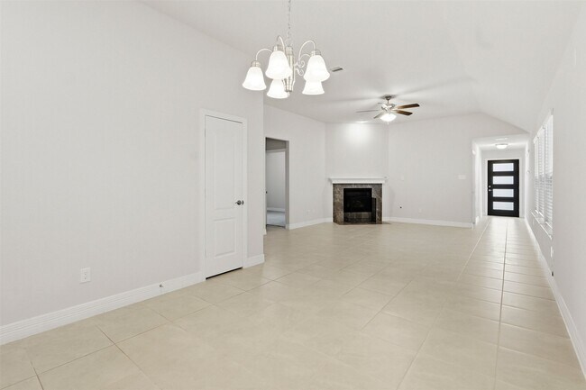 Foto del edificio - 40704 Guillemont Ln