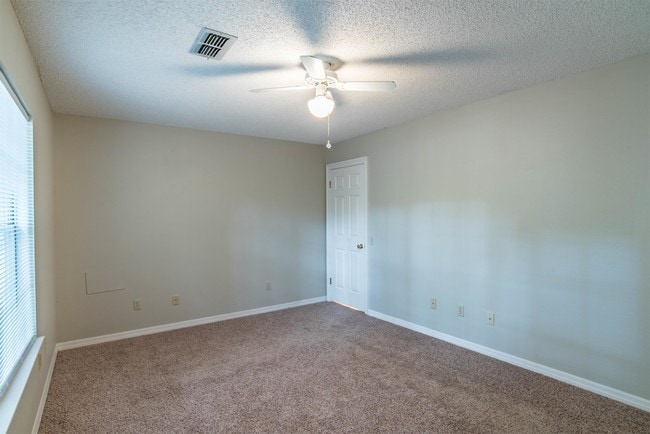 Building Photo - 8540 Garden Cir