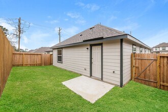 Building Photo - 13438 Musky Dr