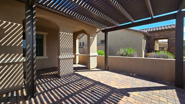 Foto del edificio - Gorgeous home in gated 55+ community of Canta Mia!