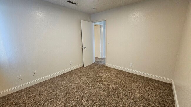 Foto del edificio - Boulder Springs Apartments