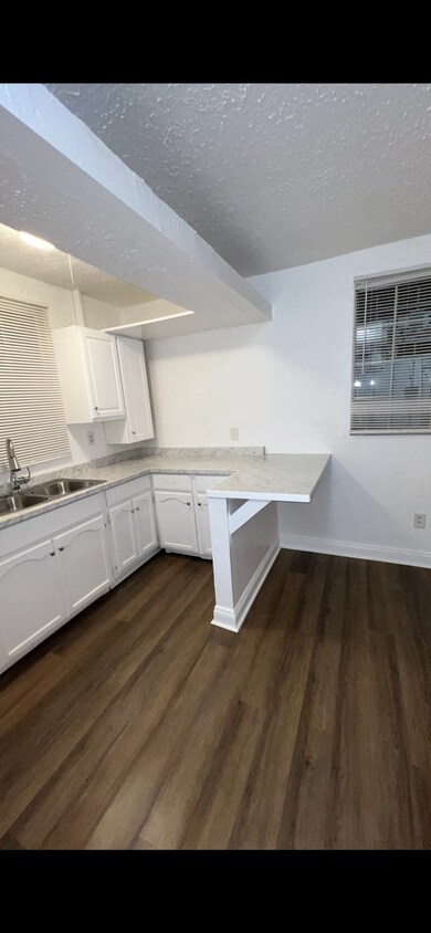 Photo - 3958 S. Normandie Ave
