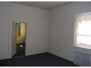 Building Photo - 177 W Parmenter St