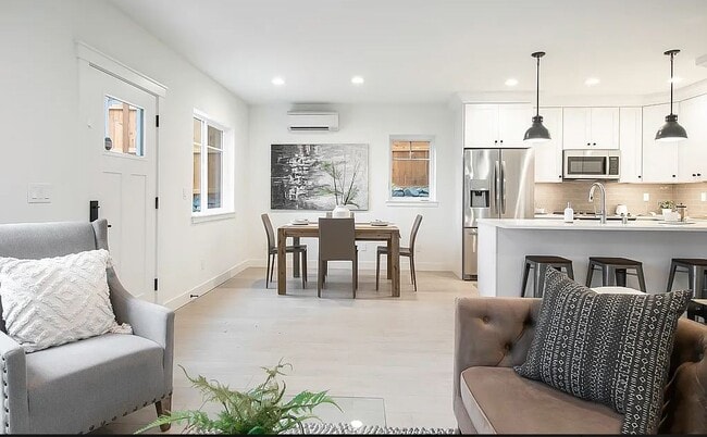 Foto del edificio - 6252 52nd Ave NE