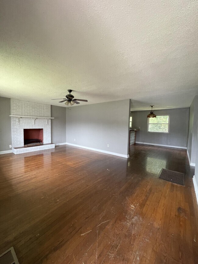 Foto del edificio - 553 Arlington Ave