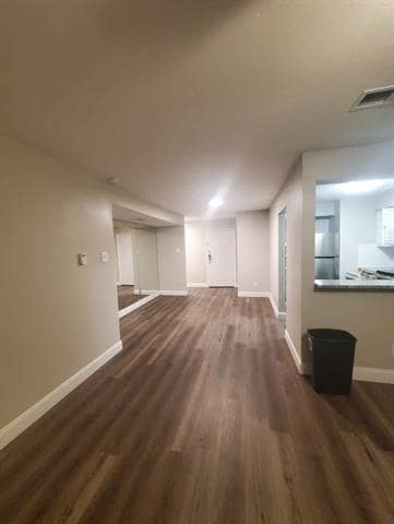 Foto del edificio - 5840 Spring Valley Rd