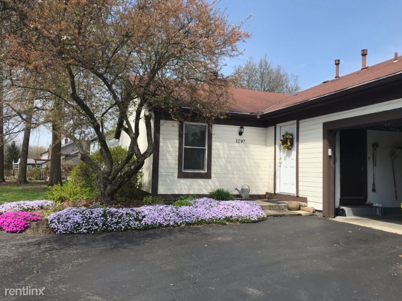 Primary Photo - 2 br, 1 bath Apartment - 1297 Gatwick Ct