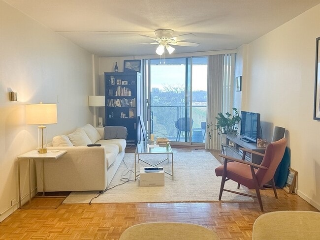 Photo - 19 Winchester St Apartment