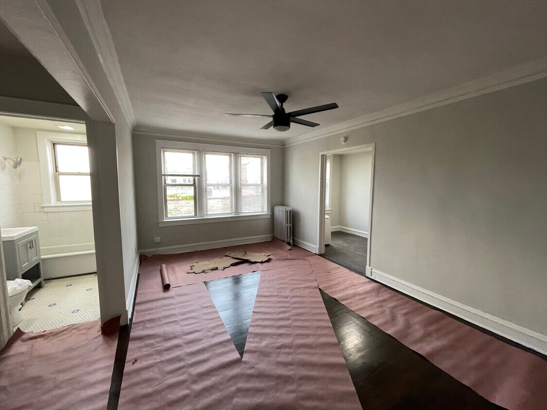 Primary Photo - 4615 N Lincoln Ave