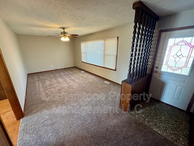 Foto del edificio - 202 W Bridge St