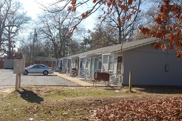 Building Photo - Harris Haven Apartment Homes