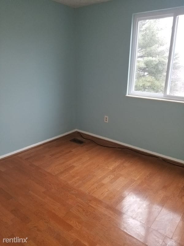 Primary Photo - 3 br, 2 bath Townhome - 1445 Farmcrest Way