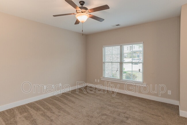 Building Photo - 4352 Ridgemont Cir