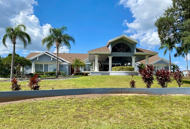 Foto del edificio - ICW-811 Orchid Dr