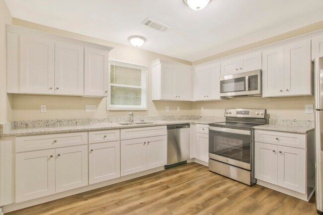 Foto del edificio - 4648 Big Valley Rd