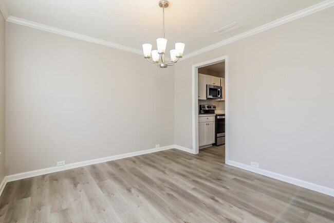 Building Photo - 420 Bramante Cir SW