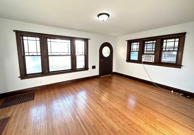Foto del edificio - 405 Griswold St
