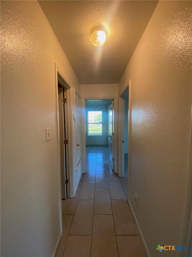 Foto del edificio - 103 Castellon Ct