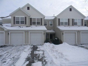 Building Photo - 680 Cobblestone Way