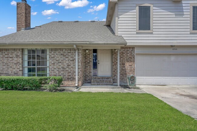 Foto del edificio - 16906 Timberwork Rd