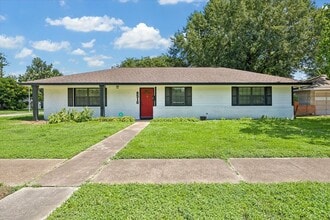 Building Photo - 8510 Western Dr