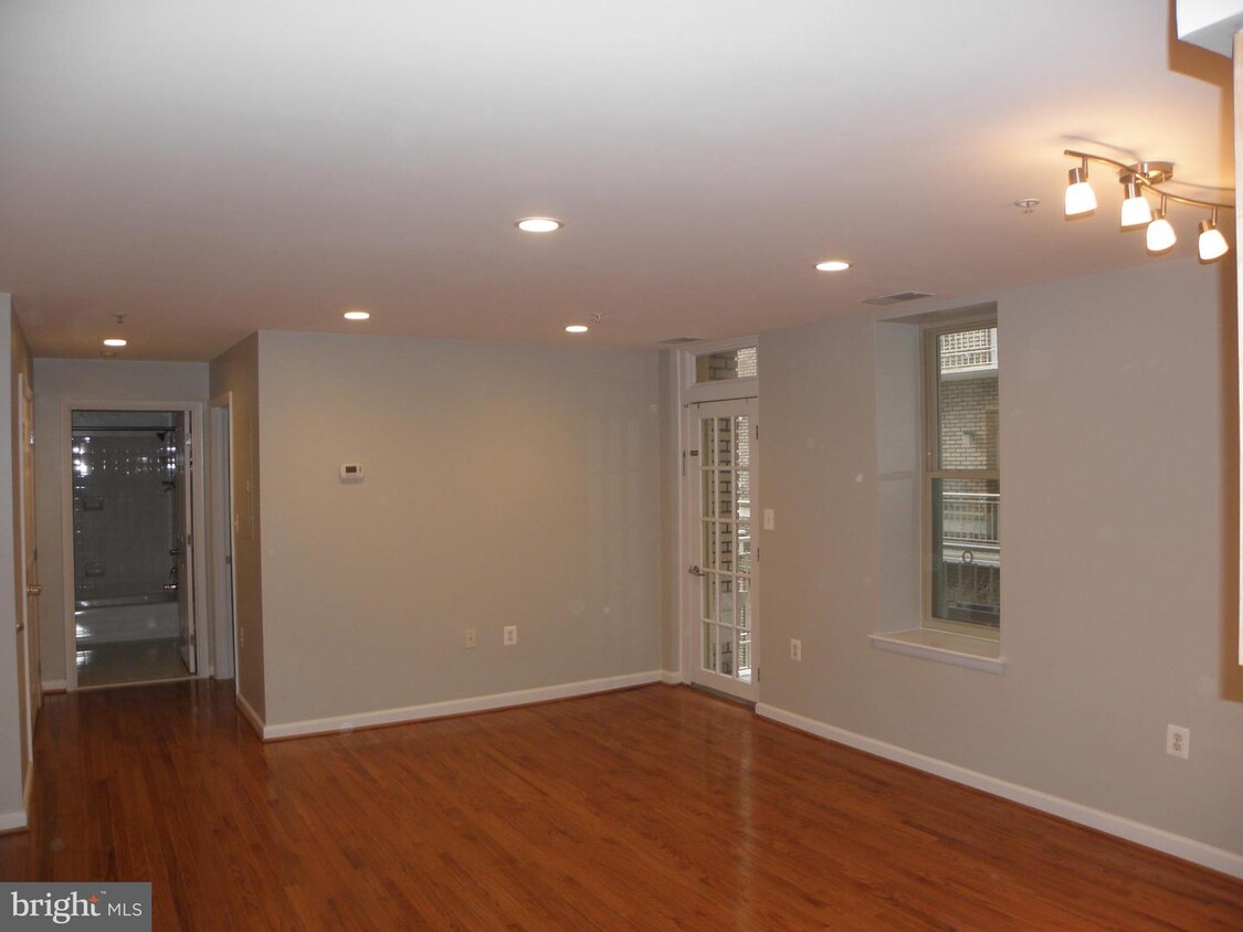 Primary Photo - 1308 Clifton St NW