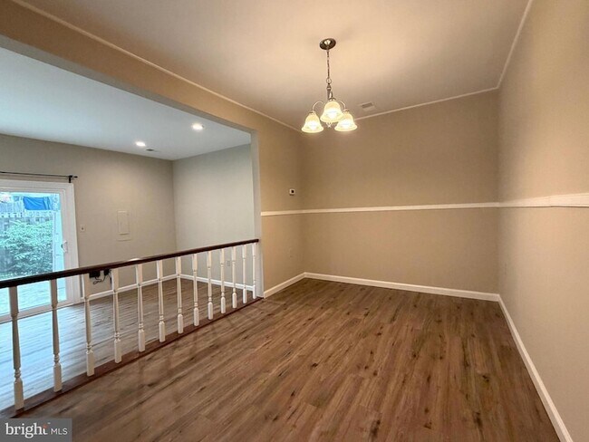 Foto del edificio - 8854 Cherry Oak Ct