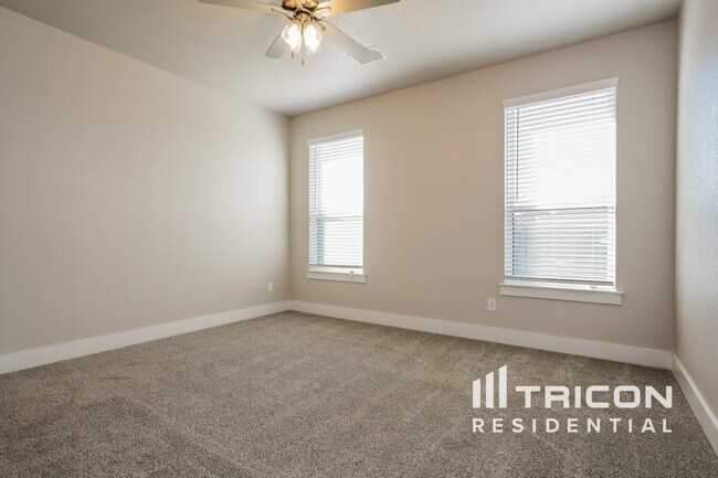 Building Photo - 10106 Ft Brown Trl