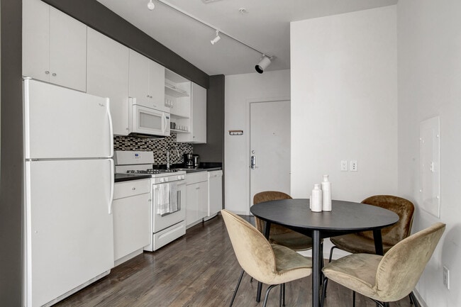 Foto del edificio - 445 Artisan Way