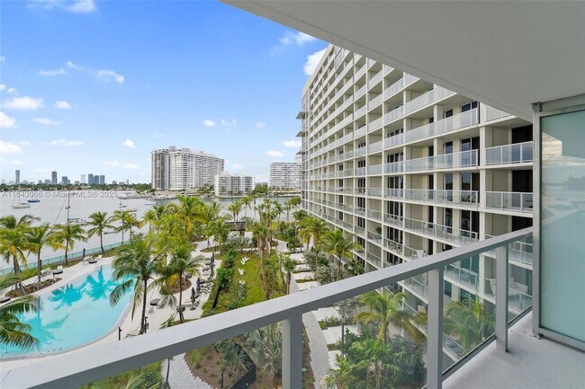 Foto del edificio - 1500 Bay Rd