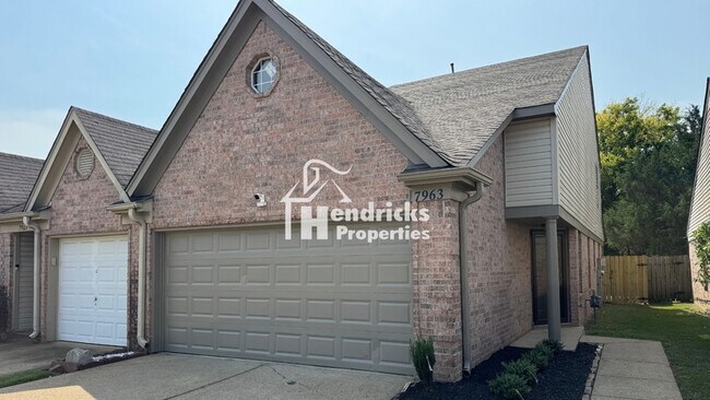 Foto del edificio - 7963 Marsha Woods Dr