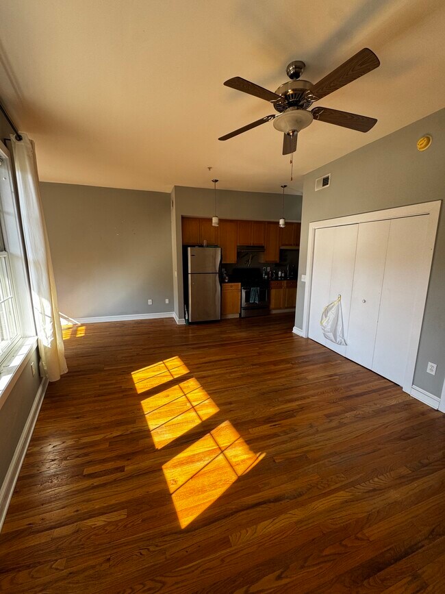 Foto del edificio - 680 Greenwood Ave NE