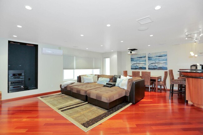 Foto del edificio - 821 Nantasket Ct