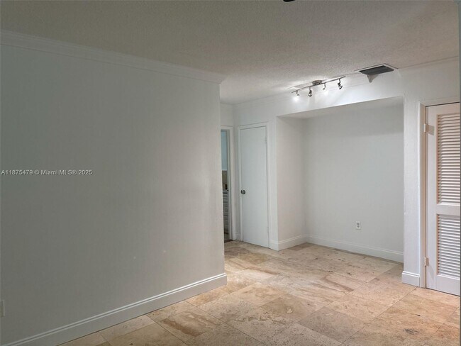 Foto del edificio - 1751 Liberty St