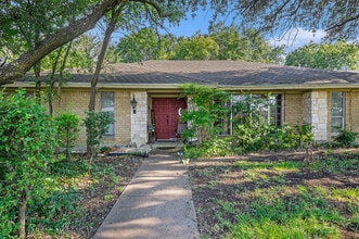 Building Photo - 1200 E Franklin St