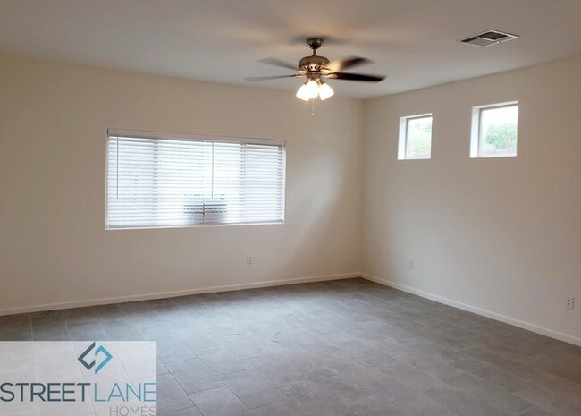 Building Photo - Now offering a $100 monthly concession!