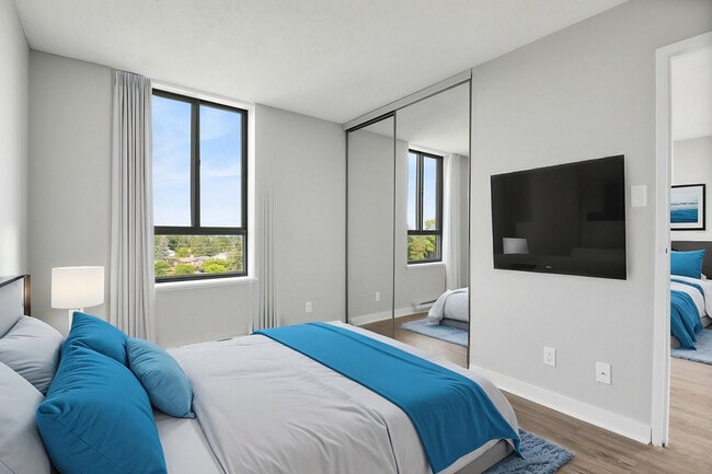 Building Photo - Sophia Apartments