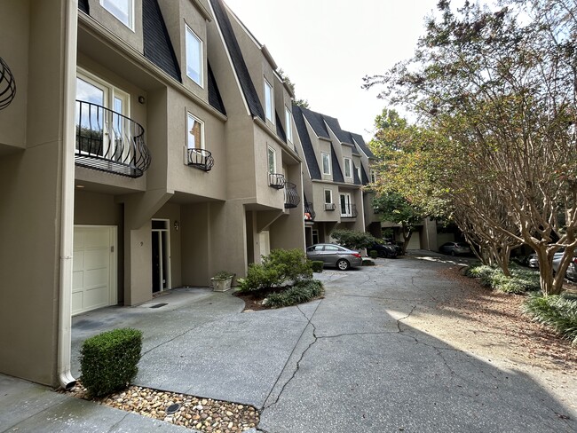 Foto del edificio - 1467 Monroe Dr NE