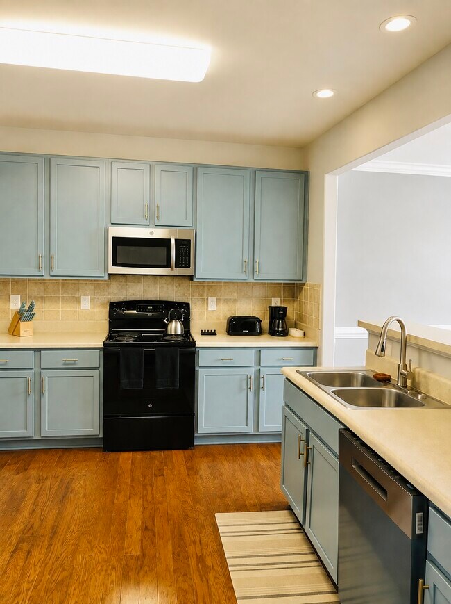 Building Photo - 2231 Stoney Spring Dr