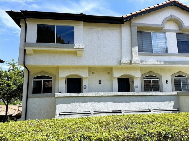Foto del edificio - 30902 Club House Dr