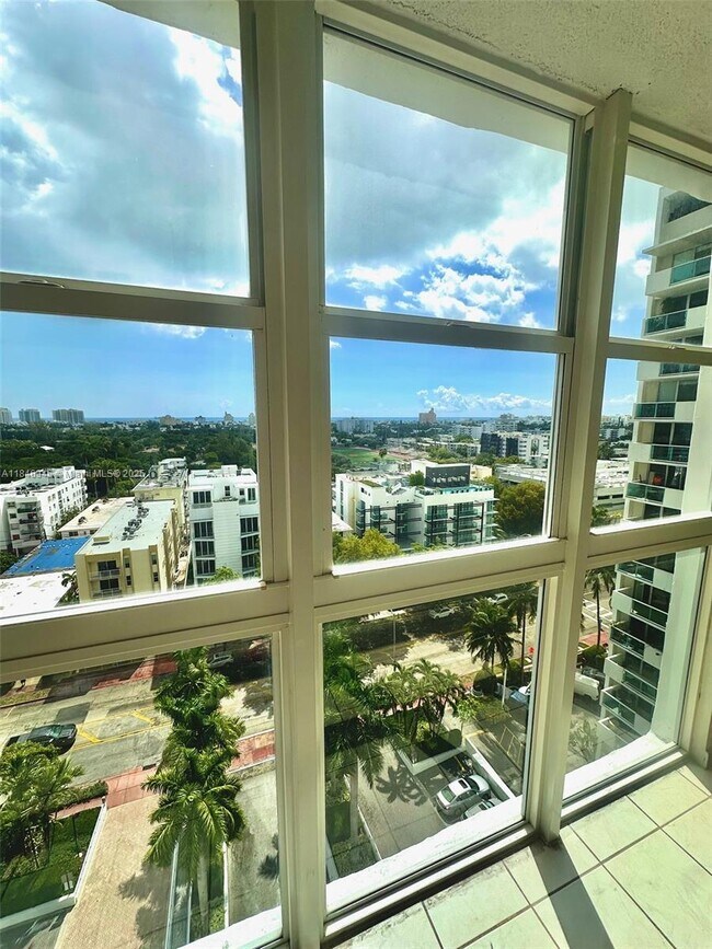 Foto del edificio - 1228 West Ave