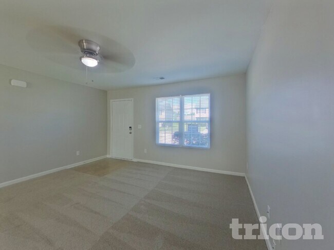 Foto del edificio - 537 Gentle Breeze Ln