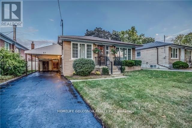 Photo du bâtiment - 37 Tremelly Crescent