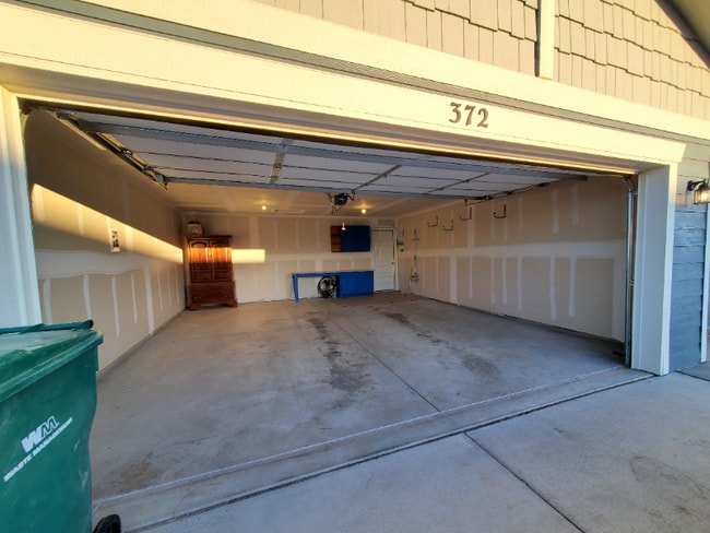 Building Photo - 372 Bozeman Trail