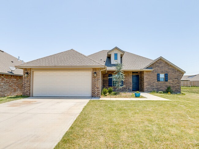 Building Photo - 4505 Black Mesa Ln