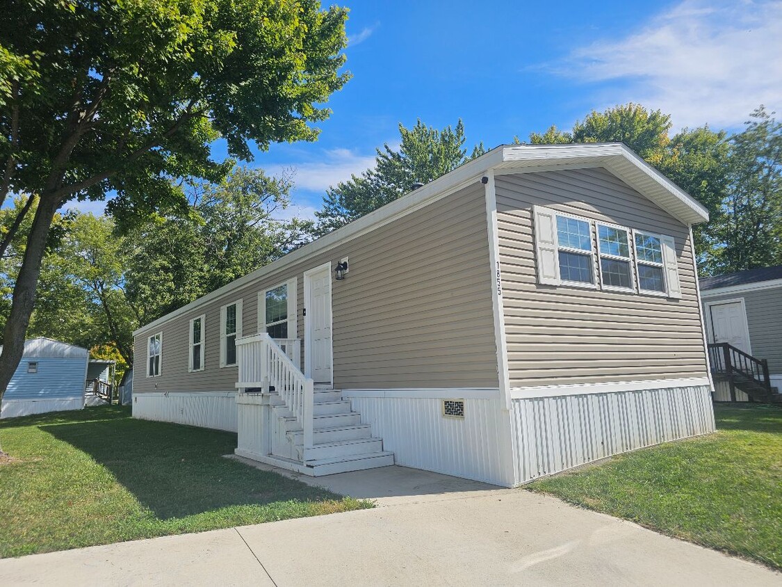 Foto principal - 1855 Peck St