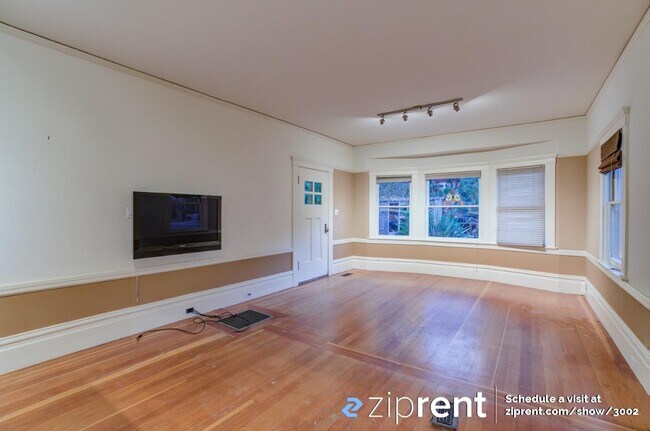 Foto del edificio - 176 Picnic Ave