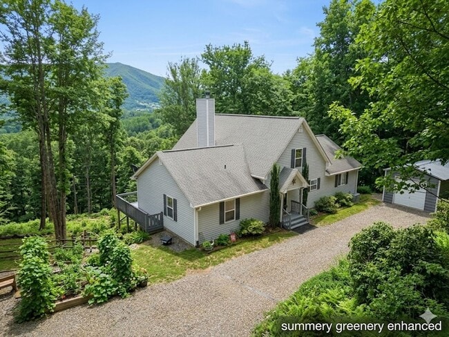 Building Photo - 872 Mountainside Dr