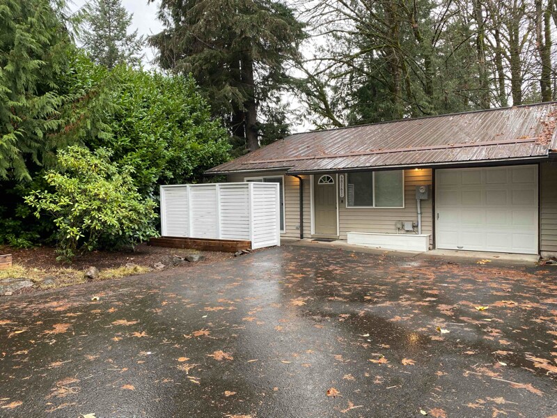68161 E Barons Ct Unit A, Mount Hood Village, OR 97067 Room for Rent