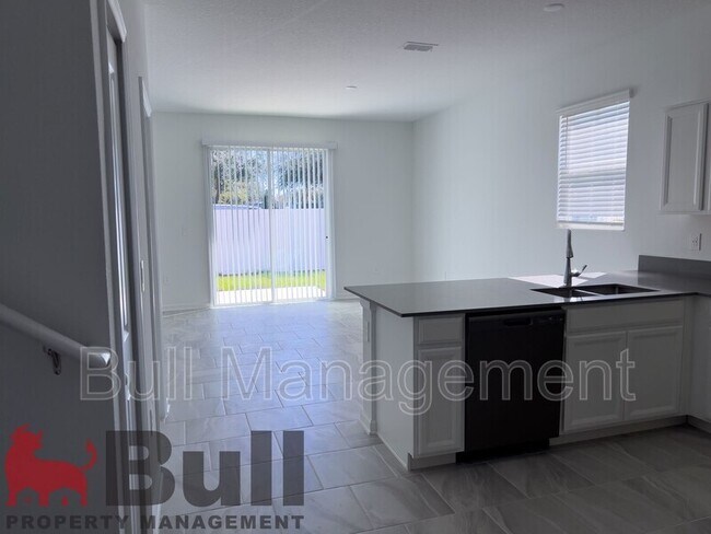 Foto del edificio - 7503 Atlantis Way